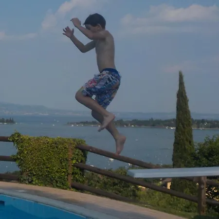 Apartahotel Al Lago C.r.b N18 Manerba D/g Manerba del Garda