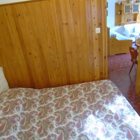 Al Lago C.r.b N18 Manerba D/g Apartahotel