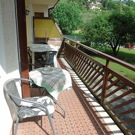 Hotel apartamentowy Al Lago C.r.b N18 Manerba D/g *