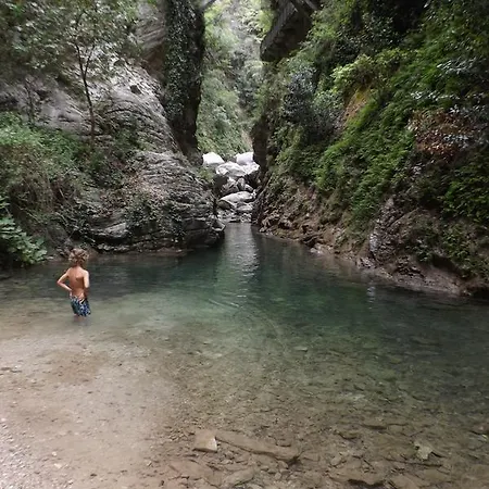 Al Lago C.r.b N18 Manerba D/g مانربا ديل جاردا